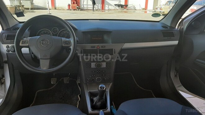 Opel Astra 2005, 162,000 km - 1.4 l - Bakı