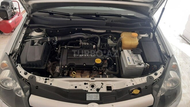 Opel Astra 2005, 162,000 km - 1.4 l - Bakı