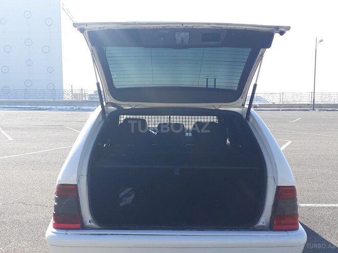Mercedes C 180 1998, 650,000 km - 1.8 л - Qəbələ