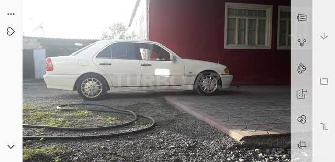 Mercedes C 220 1997, 295,045 km - 2.2 л - Bərdə