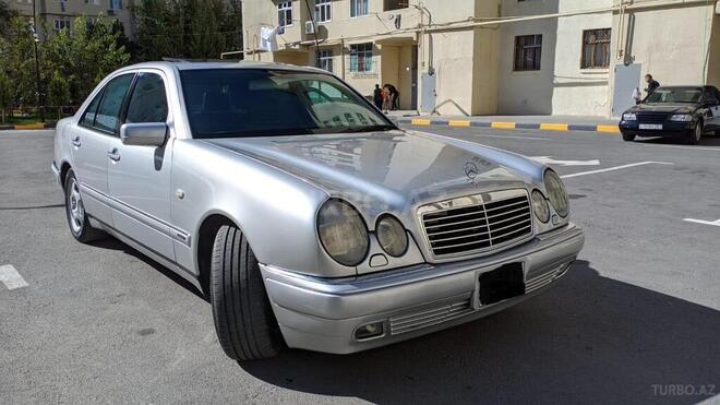 Mercedes E 320 1998, 334,000 km - 3.2 l - Bakı