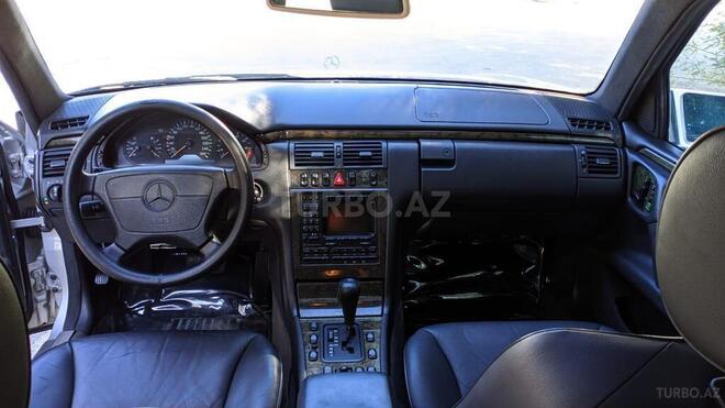 Mercedes E 320 1998, 334,000 km - 3.2 l - Bakı