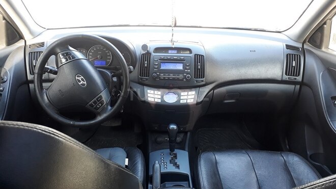 Hyundai Elantra 2009, 211,111 km - 2.0 л - Bakı