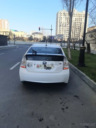 Toyota Prius 2011, 157,000 km - 1.8 l - Bakı