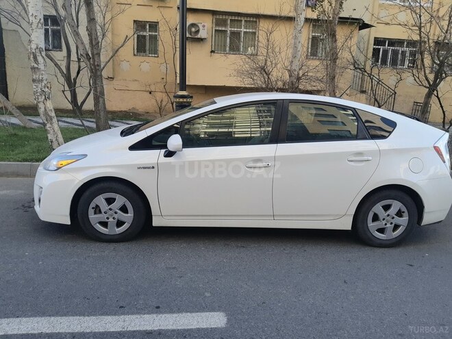 Toyota Prius 2011, 157,000 km - 1.8 l - Bakı