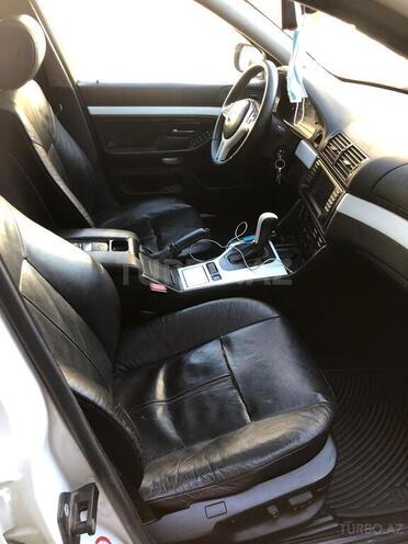 BMW 525 2002, 263,000 km - 2.5 l - Bakı