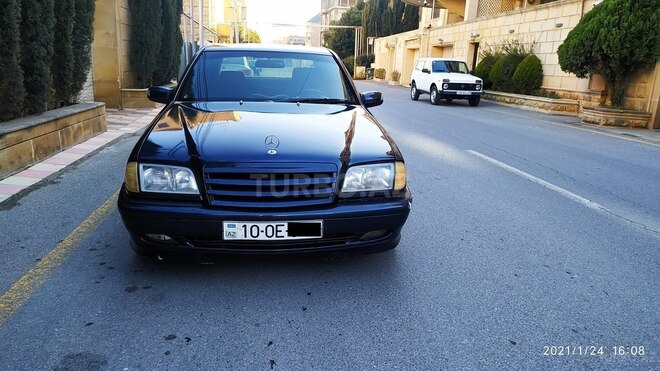 Mercedes C 200 1997, 420,000 km - 2.0 l - Bakı
