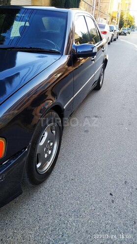 Mercedes C 200 1997, 420,000 km - 2.0 l - Bakı
