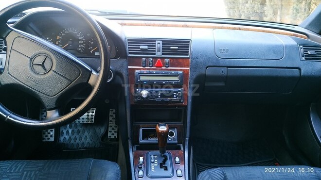 Mercedes C 200 1997, 420,000 km - 2.0 l - Bakı