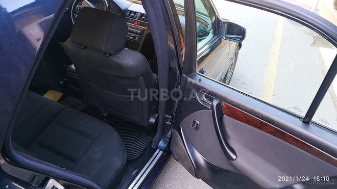 Mercedes C 200 1997, 420,000 km - 2.0 l - Bakı