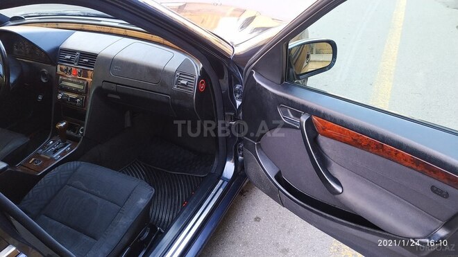Mercedes C 200 1997, 420,000 km - 2.0 l - Bakı