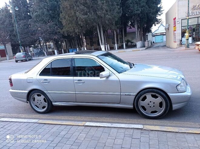 Mercedes C 240 1997, 320,000 km - 2.4 l - Ağstafa
