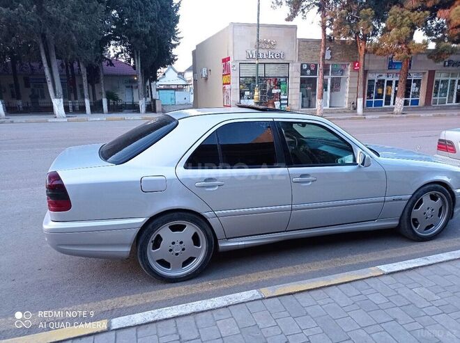 Mercedes C 240 1997, 320,000 km - 2.4 l - Ağstafa