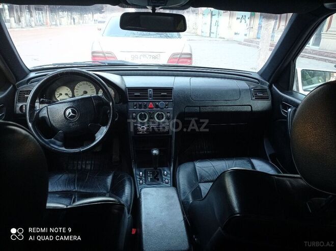 Mercedes C 240 1997, 320,000 km - 2.4 l - Ağstafa