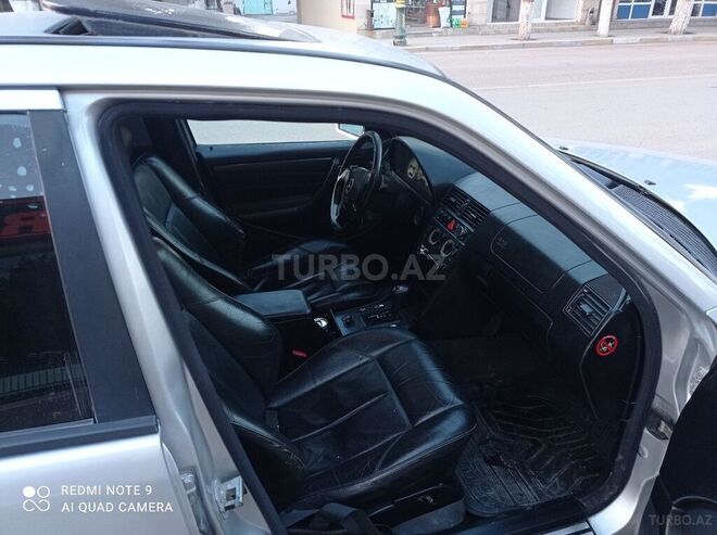 Mercedes C 240 1997, 320,000 km - 2.4 l - Ağstafa