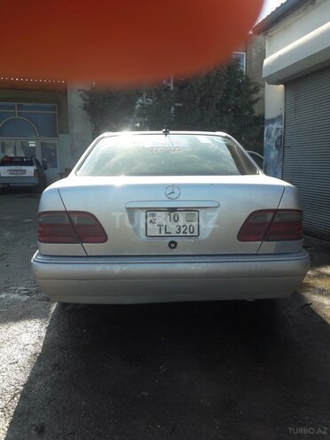 Mercedes E 320 1996, 256,325 km - 3.2 l - Bakı