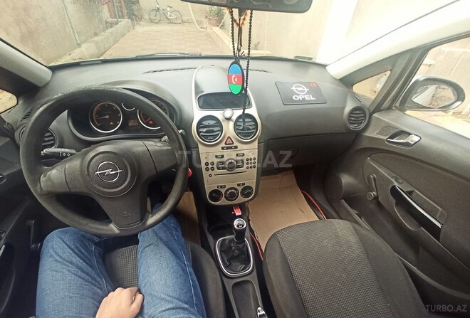 Opel Corsa 2008, 267,000 km - 1.3 л - Bakı