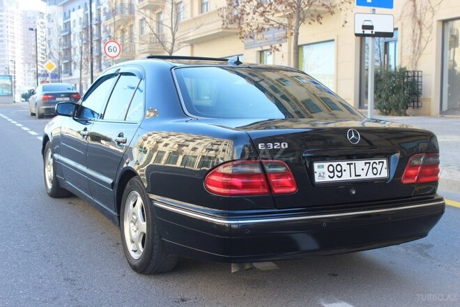 Mercedes E 320 2000, 280,317 km - 3.2 л - Bakı