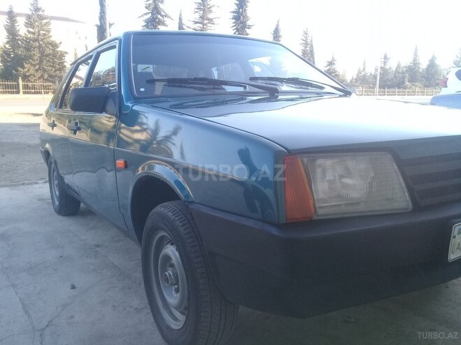 LADA (VAZ) 21099 2000, 400,000 km - 1.5 l - Saatlı