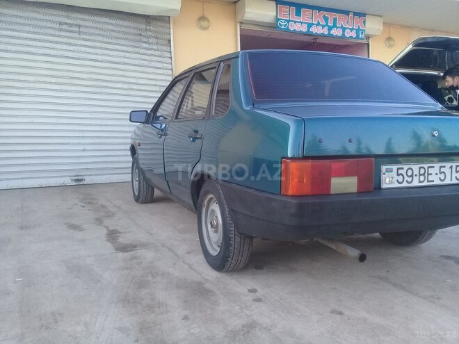 LADA (VAZ) 21099 2000, 400,000 km - 1.5 l - Saatlı
