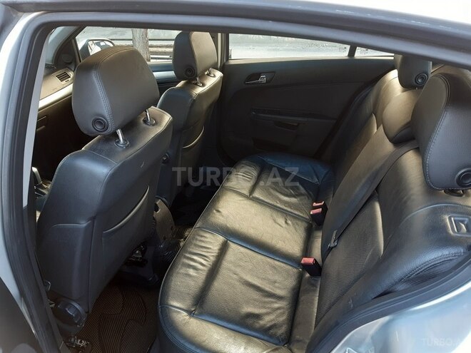Opel Astra 2009, 189,150 km - 1.8 l - Xırdalan