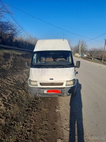 Ford Transit 2002, 123,450 km - 2.4 л - Quba