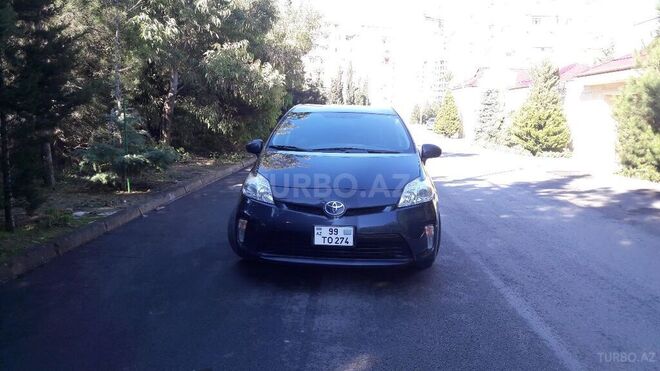 Toyota Prius 2014, 200,000 km - 1.8 l - Bakı