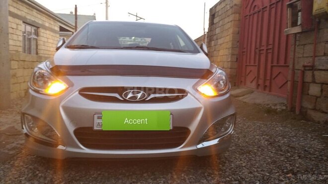 Hyundai Accent 2012, 61,000 km - 1.4 л - Bakı