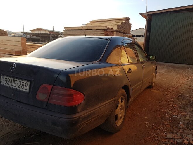 Mercedes E 220 1997, 354,988 km - 2.2 л - Bakı