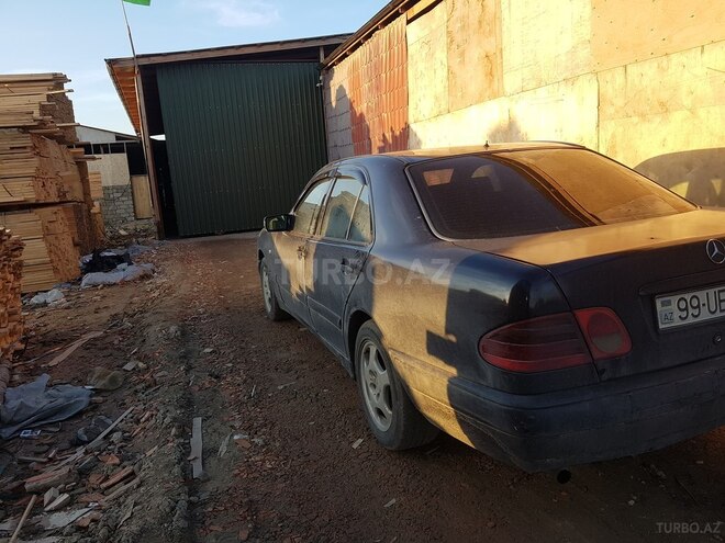 Mercedes E 220 1997, 354,988 km - 2.2 л - Bakı