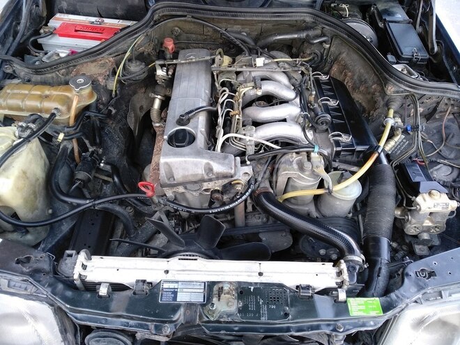 Mercedes E 250 1992, 743,000 km - 2.5 l - Bakı