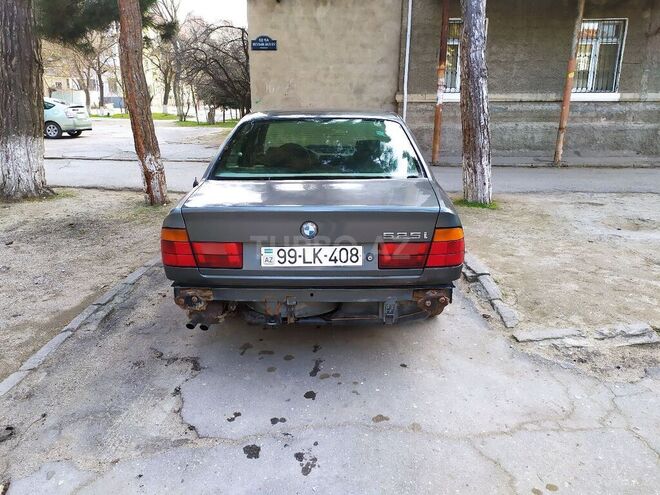 BMW 525 1988, 346,967 km - 2.5 l - Sumqayıt