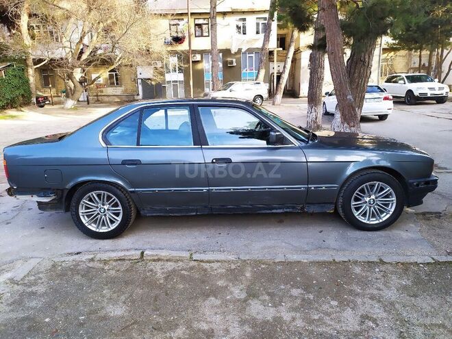 BMW 525 1988, 346,967 km - 2.5 l - Sumqayıt