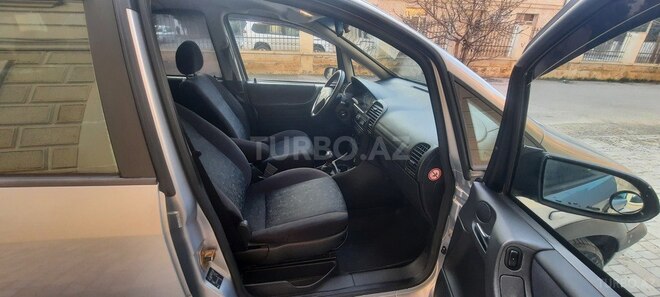 Opel Zafira 1999, 262,000 km - 1.8 l - Bakı
