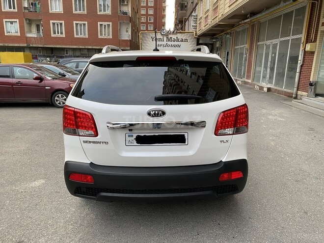 Kia Sorento 2010, 57,000 km - 2.0 l - Bakı