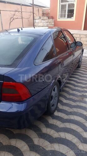 Opel Vectra 1999, 301,000 km - 2.0 l - Bakı