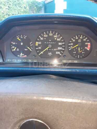 Mercedes E 230 1988, 424,313 km - 2.3 l - Bakı