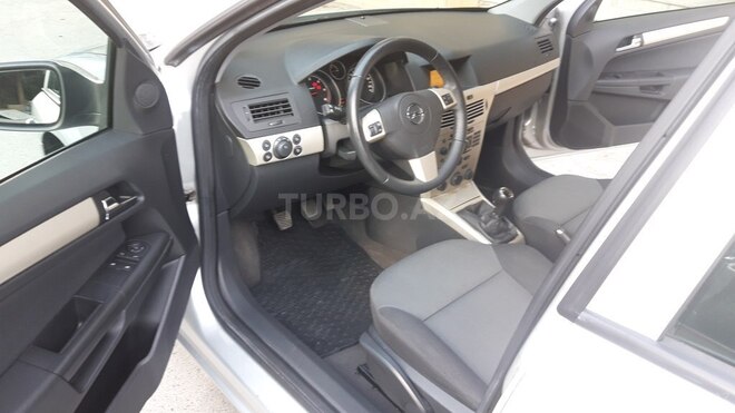 Opel Astra 2007, 194,000 km - 1.3 л - Bakı