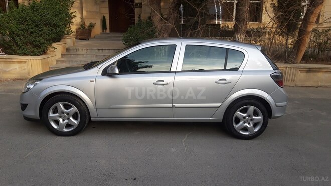 Opel Astra 2007, 194,000 km - 1.3 л - Bakı
