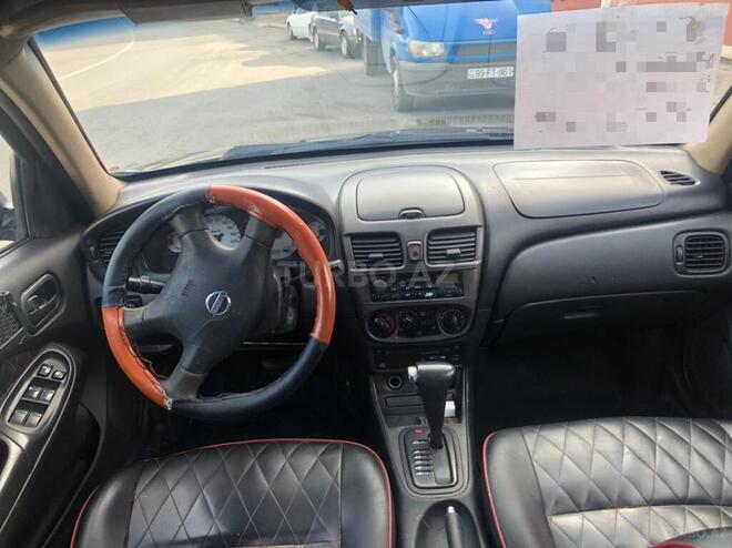 Nissan Sunny 2006, 418,000 km - 1.6 l - Bakı
