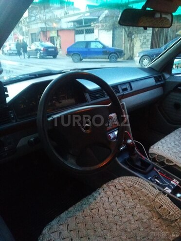 Mercedes E 200 1992, 387,500 km - 2.0 л - Bakı
