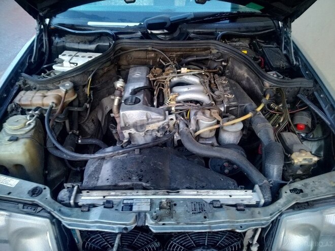 Mercedes E 200 1992, 387,500 km - 2.0 л - Bakı