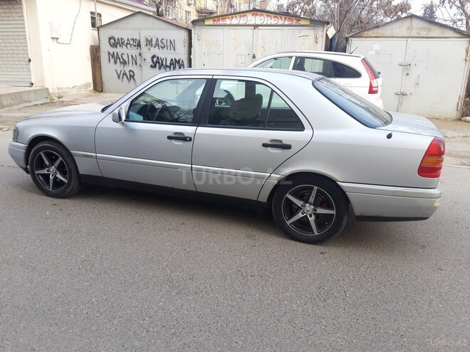 Mercedes C 180 1993, 196,300 km - 1.8 л - Bakı