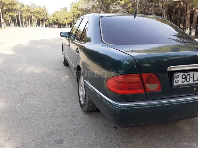 Mercedes E 230 1996, 395,000 km - 2.3 l - Sumqayıt