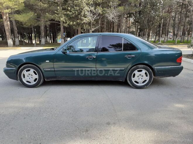 Mercedes E 230 1996, 395,000 km - 2.3 l - Sumqayıt
