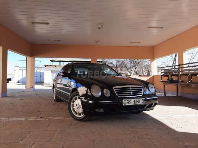Mercedes E 320 2001, 380,475 km - 3.2 l - Füzuli