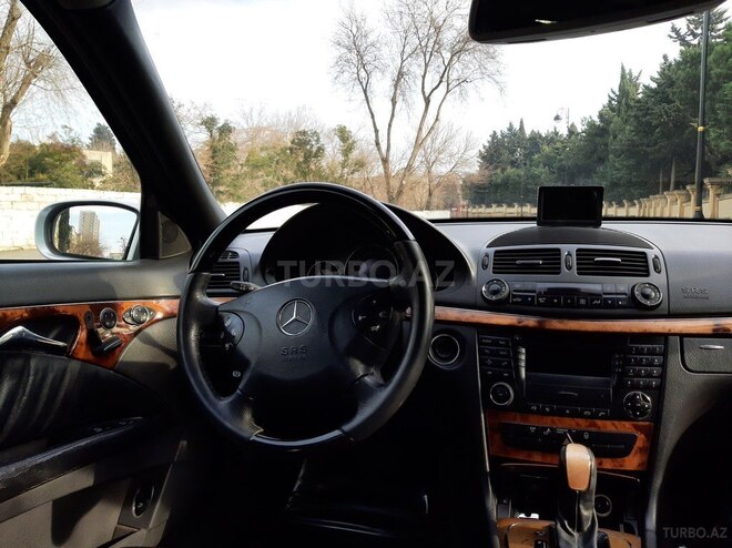 Mercedes E 270 2002, 399,000 km - 2.7 l - Bakı