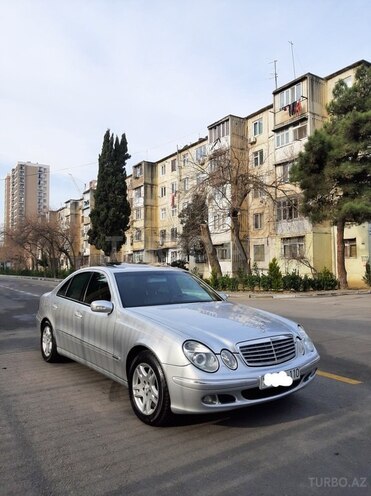 Mercedes E 270 2002, 399,000 km - 2.7 l - Bakı