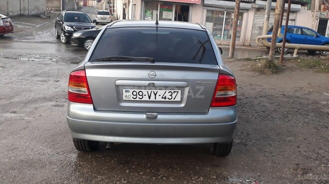 Opel Astra 2005, 166,000 km - 1.4 l - Bakı