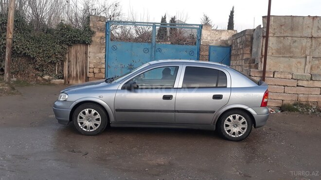 Opel Astra 2005, 166,000 km - 1.4 l - Bakı